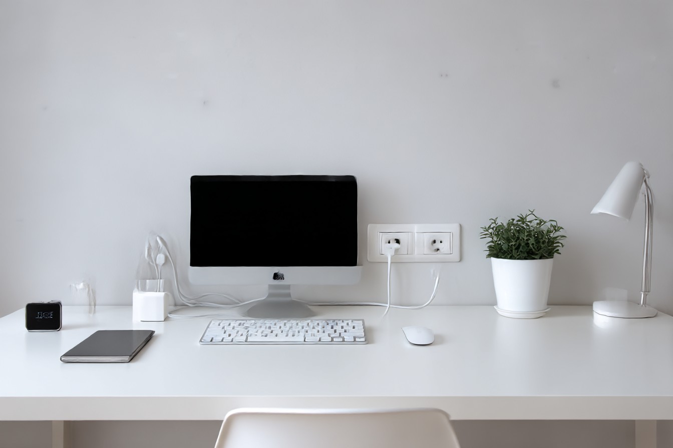im1979_Minimalist_Home_Office_Cable_ManagementPractical_solut_19748902-57c7-4b7b-be9b-980ddb56c5d9_2